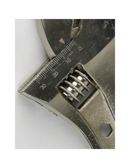 LLAVE INGLESA AJUSTABLE 12\" MANGO GOMA MADER