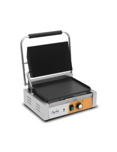 SANDWICHERA INDUSTRIAL SUPERFICIE MIXTA (RAYADA + LISA) 2200W CHEF PRO